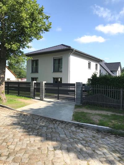 Schöne neu erbaute Wohnung