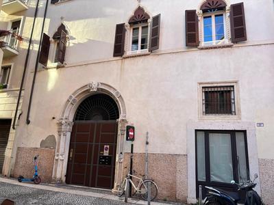 AD Verona flat