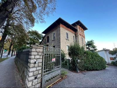 BG Central Royal Suite con parcheggio - Vista Città Alta