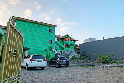 Hotel O Surya HotelNearTaman Anggrek Pkk Watansoppeng