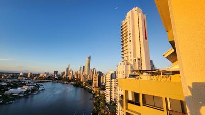 Surfers Hawaiian Holiday Apartments