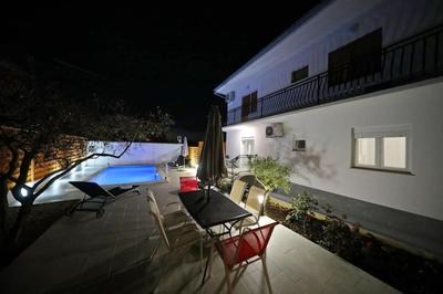 Luxury apartment Petra with private pool