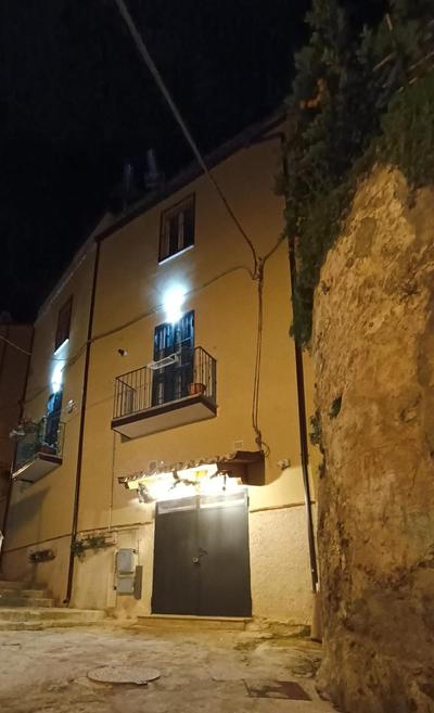 B & B Domus San PietRo