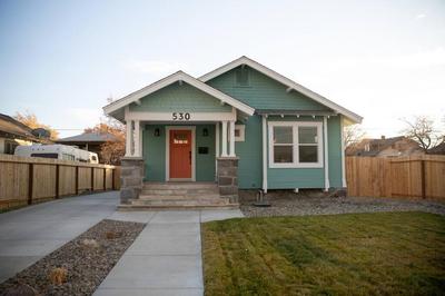 Reno's Biggest Little House - Cozy Home Theatre