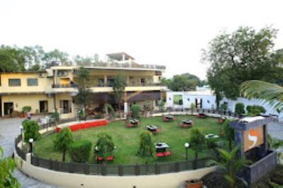 Hotel Saroj Sagar Madhya Pradesh