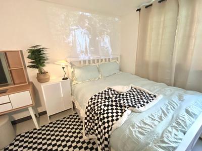 white room private bathroom Red Panda Guesthouse