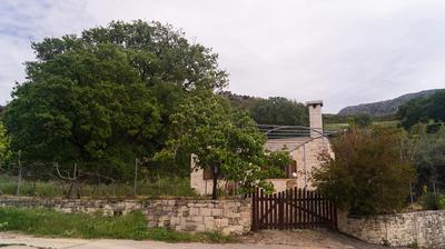Drys Stone House