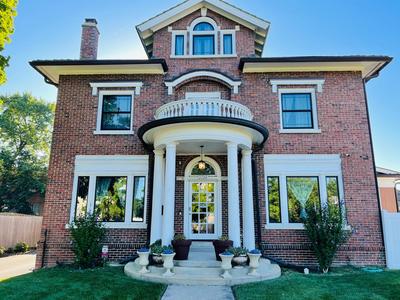 VIP Suites for Business Women, Nurses, College Moms Traveling to Indianapolis