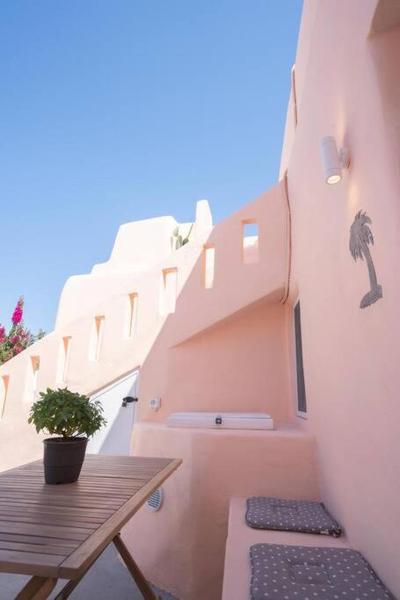 Santorini Oasis- Cave House