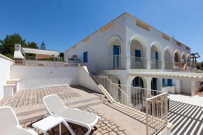 La Primula Apartments