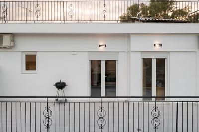 Hydra apartment
