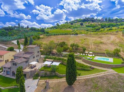 My Exclusive Italy - Villa Chianti with panoramic pool on the vineyard