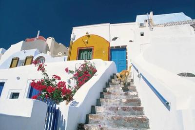 Luxury cave at Oia, Greece