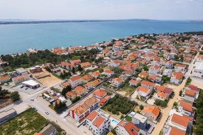 Villa Bellatrix 1 & 2 - two heated pools & jacuzzi