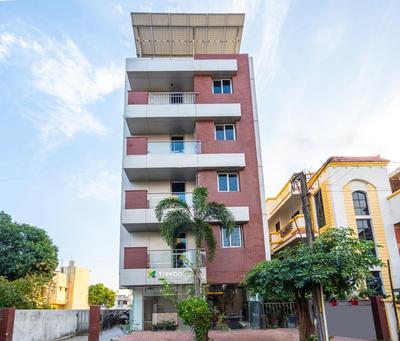 Treebo Silver Apartment