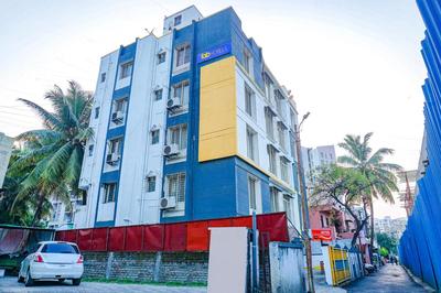 FabHotel Grandeur - Saudagar