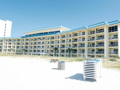 Sandy Bottoms Beachfront Studio On The Sand