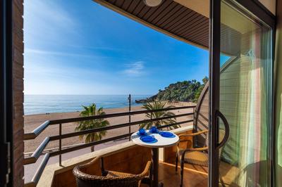 Almirall Apartaments