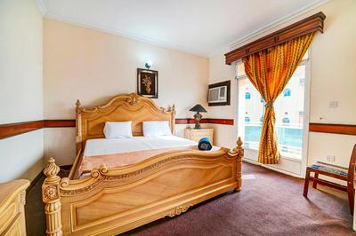 OYO 120 Concord International Hotel