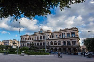 Stationsuite N5 Spa Privata Idromassaggio & wifi in centro vicino alla Stazione centrale