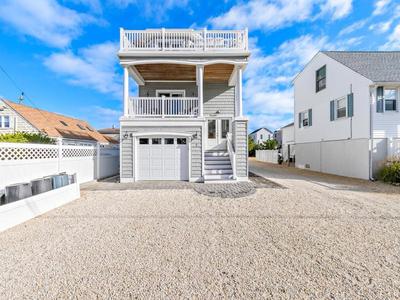 Beautiful Home In Spray Beach With 4 Bedrooms, Internet And Wifi