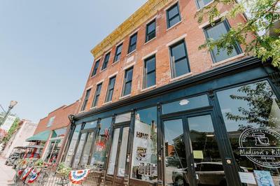 East Main Lofts - Farmhouse 204