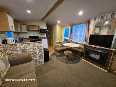 Atlas Holiday House 57R