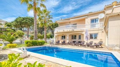 Costacabana - Villa Estrella