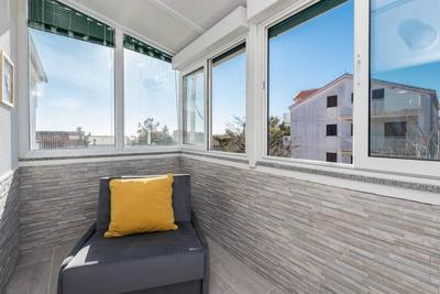 Balen 1. modern ap.close to the beach &city center