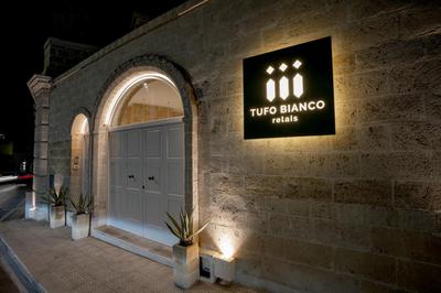 Tufo Bianco Relais