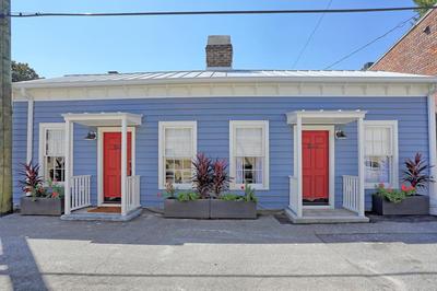 New! Historic 1bed/1bath Suite Steps to River St!