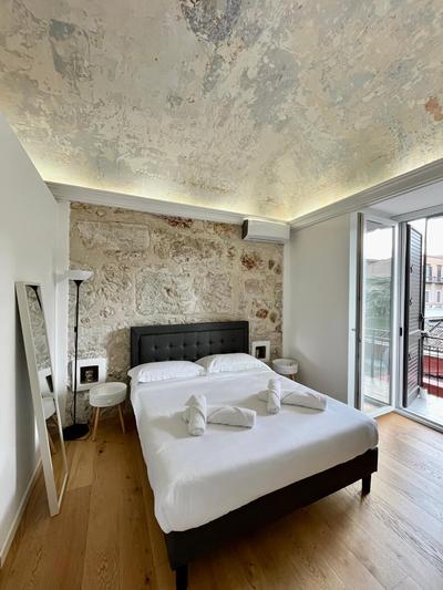 Valverde Home