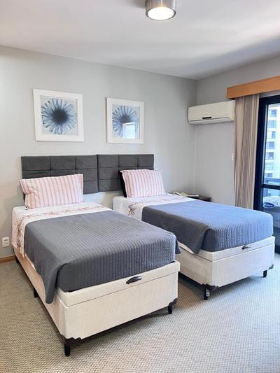 Flat no Hotel Interative Jardins, melhor local em SP, varanda, cozinha compacta, estacionamento grátis