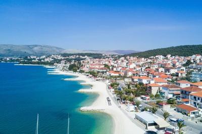 Villa Sofrania- Panoramic Views, Pool, Hot Tub, Location!