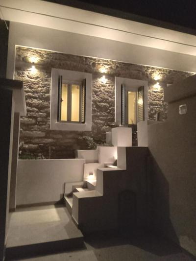 Angelouda's House - 2BR - 2 Υπνοδωμάτια, Karystos Center