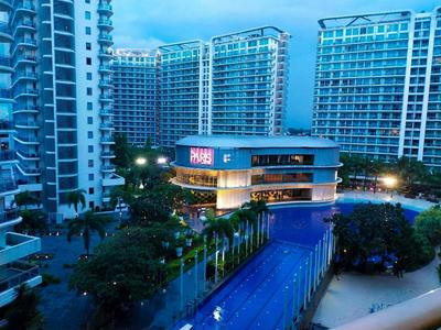 Azure Paris Hilton Staycation