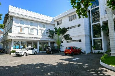 The Kings Bay Hotel By Silvas