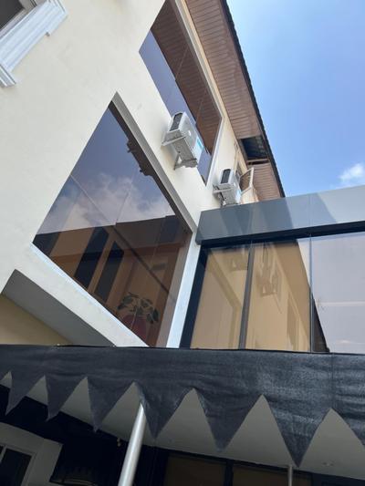 Riviera Hotel, Apartments & Resorts