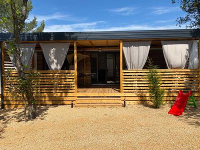 Home De Luxe M&D