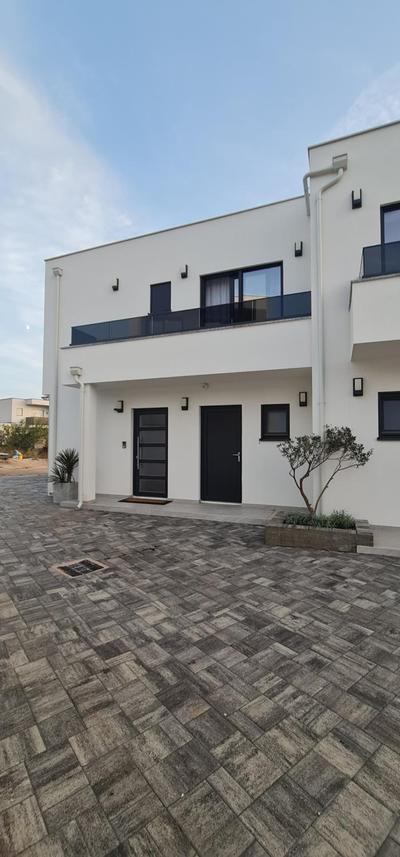 MEERBLICK DUPLEX POOL-VILLA REGIRMA DELUXE bis 8 Personen