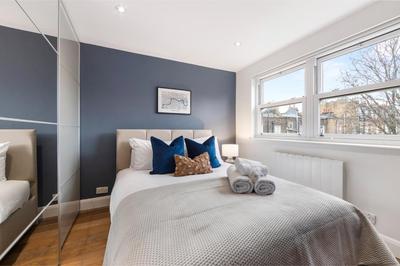 City Chic: Elegant Flat in a Prime Location