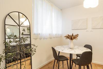 45Royal stylish house Milan city center