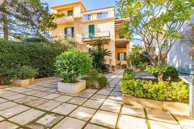 GuestHost - Sea View Charm - Mondello Apartment with Terrace