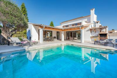 Villa Ana to rent in Puerto Pollensa by JS Villas