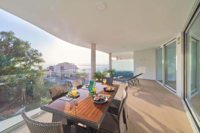 Relax on the Huge Terrace with Sea View 2 Mins to the Beach