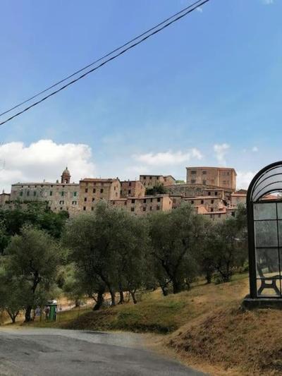 La casa di Dino ,pari