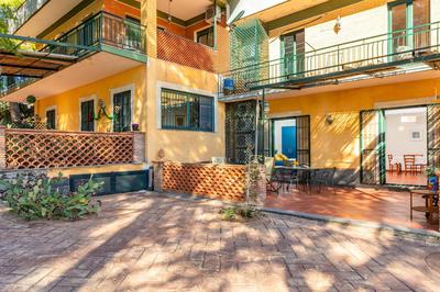 Family resort in villa with pool