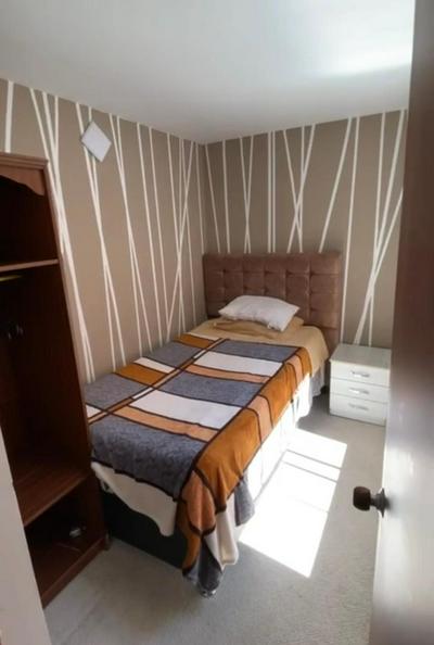 Cómoda habitación disponible