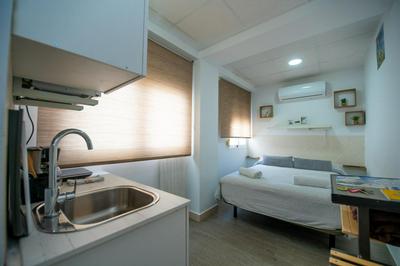 THE PHoTOGRAPHER ROOM