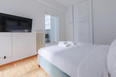 Serene ground floor apartment in Gkyzi